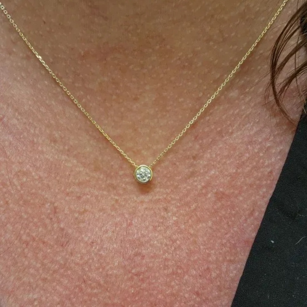 Real Lab Diamond Necklace - Picture 6 of 9